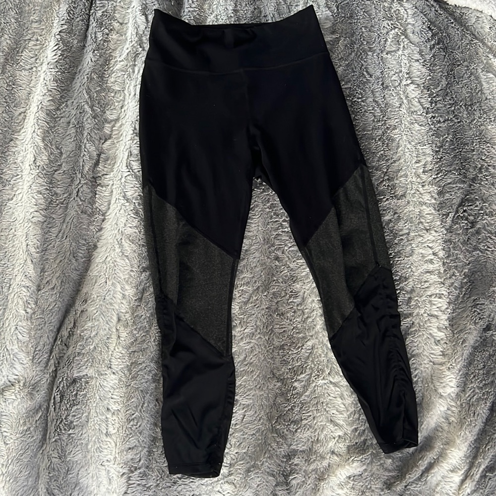 Fabletics Black Powerhold Leggings - Medium